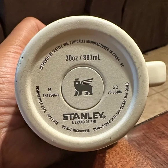Stanley Cream Mug with Handle - Picture 2 of 7